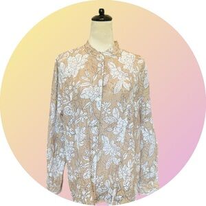 Alfred Dunner White and Tan Mandarin Collar Button Down Shirt